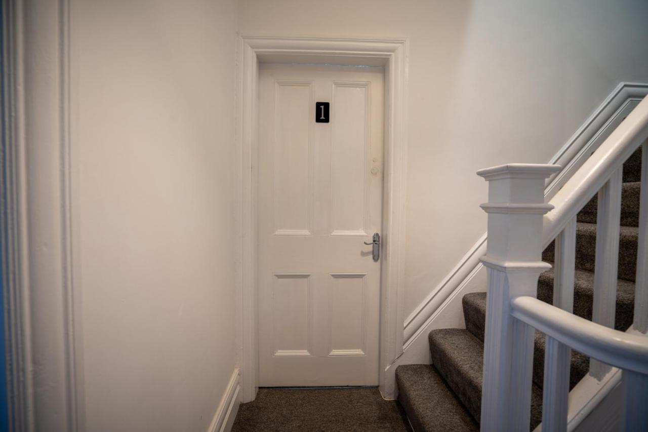 Cavendish Cat And Gaming House Apartment Blackpool Exterior photo